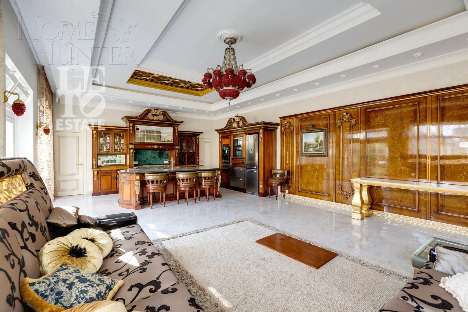 2-этажный коттедж 550 м² с отделкой