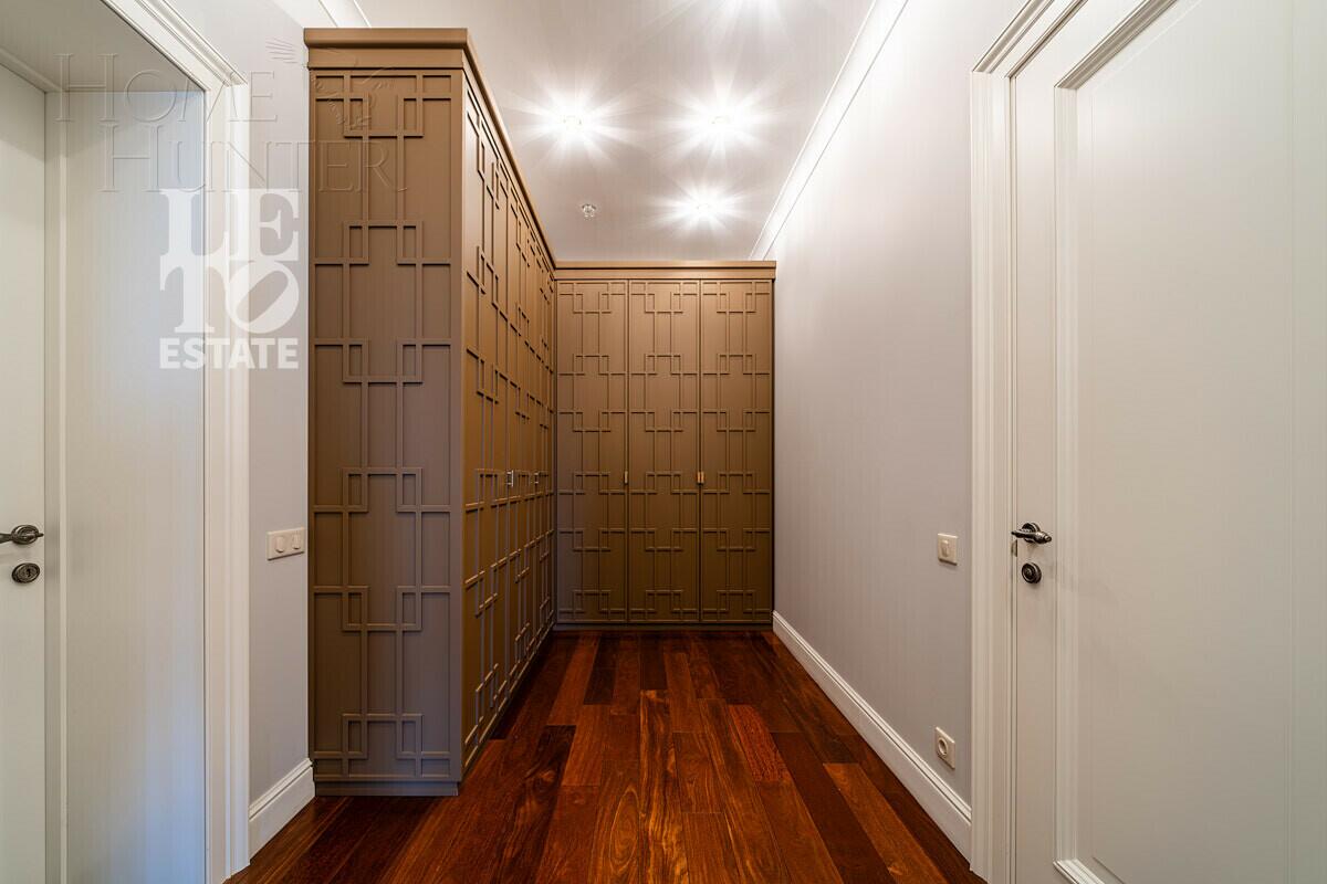 2-этажный коттедж 590 м² с отделкой