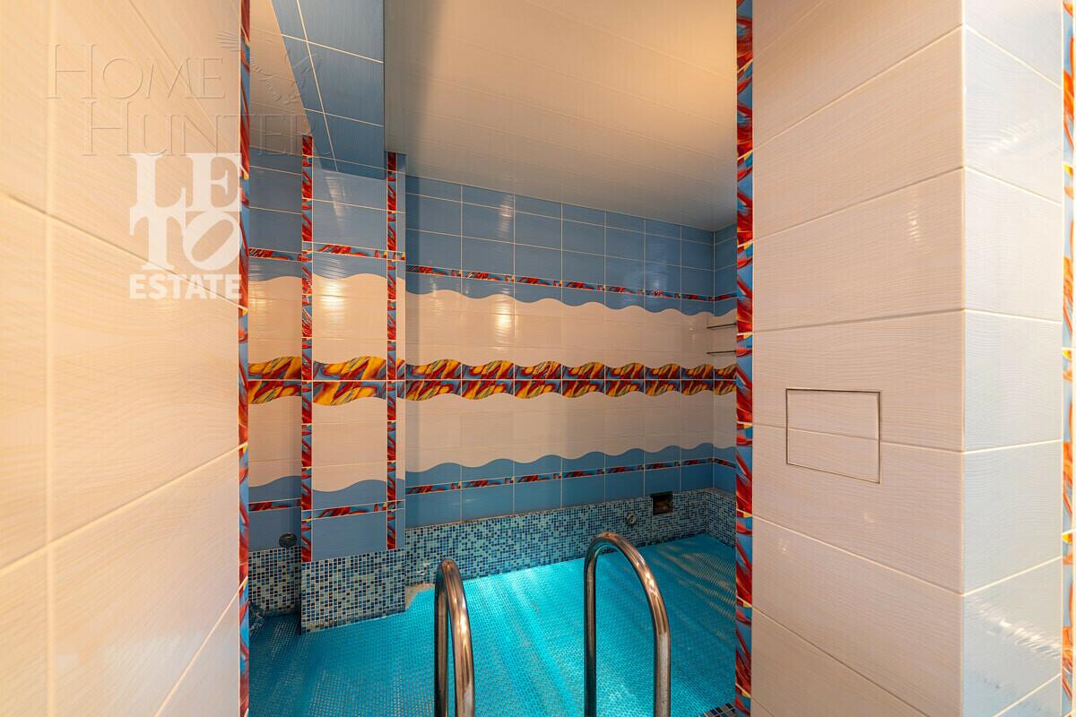 3-этажный коттедж 470 м² с отделкой