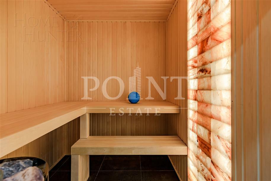 2-этажный коттедж 240 м² с отделкой