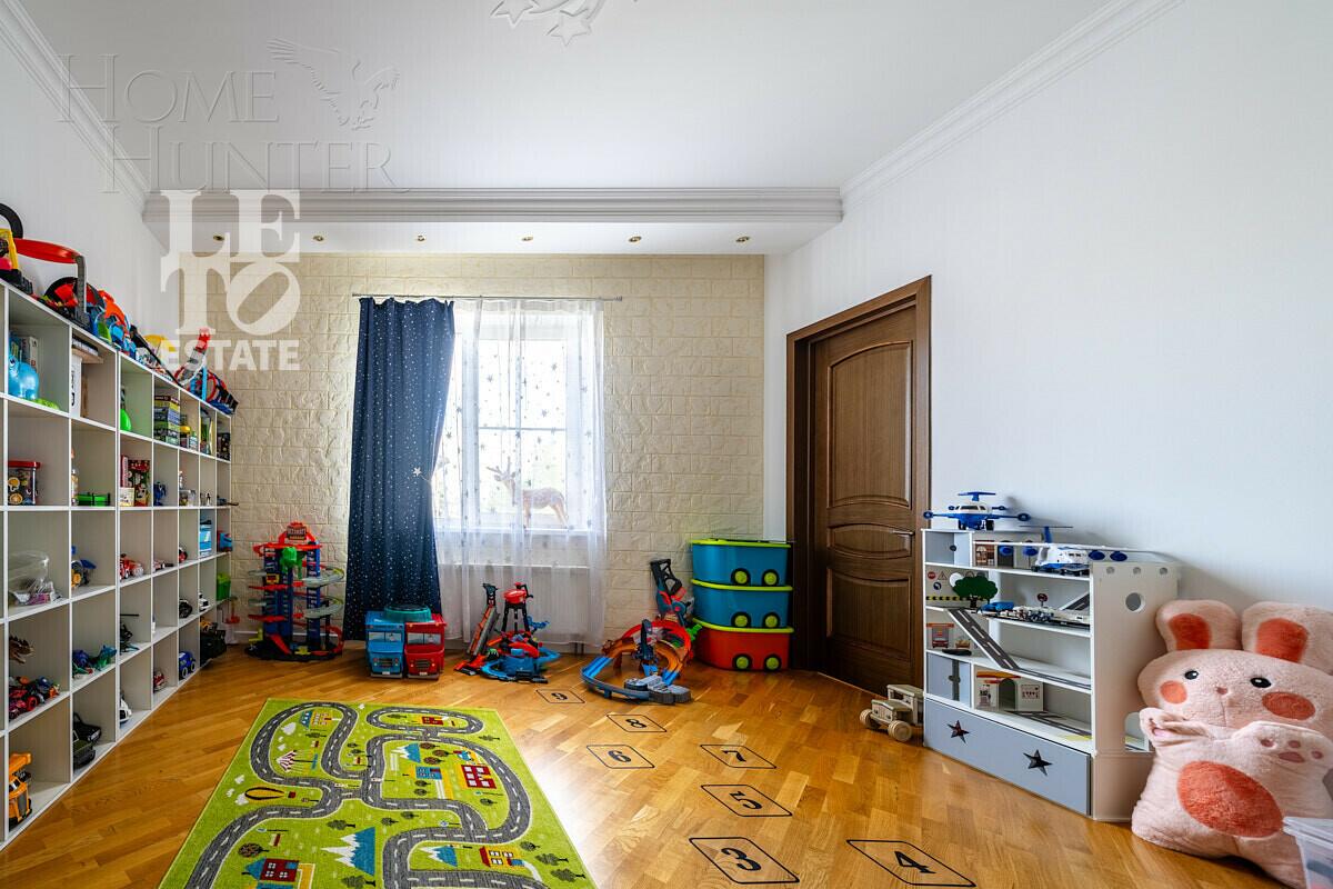 2-этажный коттедж 475 м² с отделкой