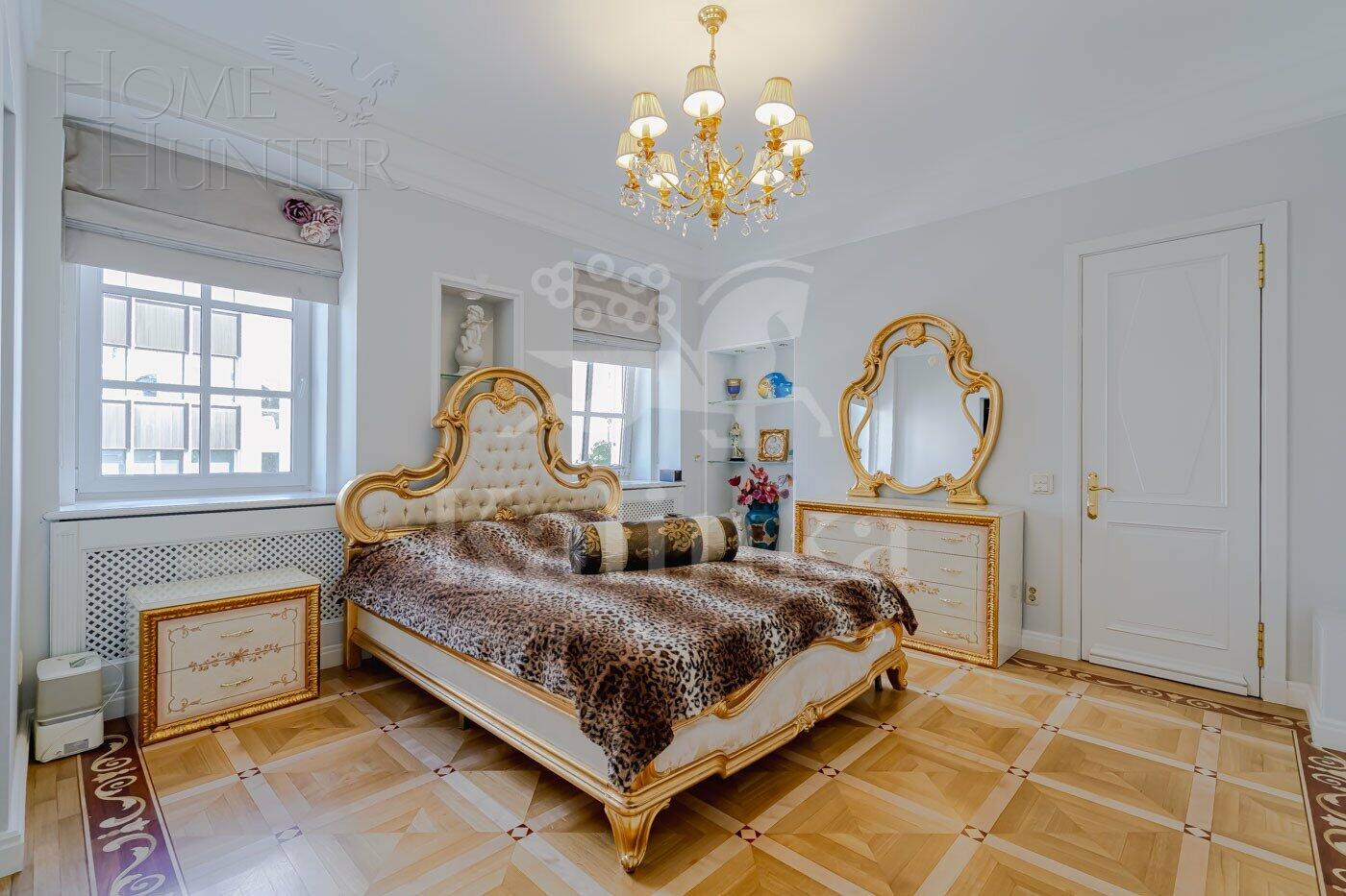 5-КОМН. КВАРТИРА С ОТДЕЛКОЙ 126 М² НА 4 ЭТАЖЕ