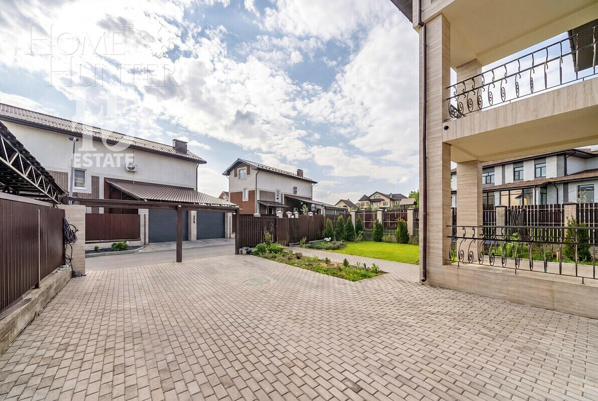 2-этажный коттедж 475 м² с отделкой