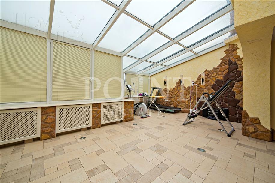 2-этажный таунхаус 340 м² с отделкой