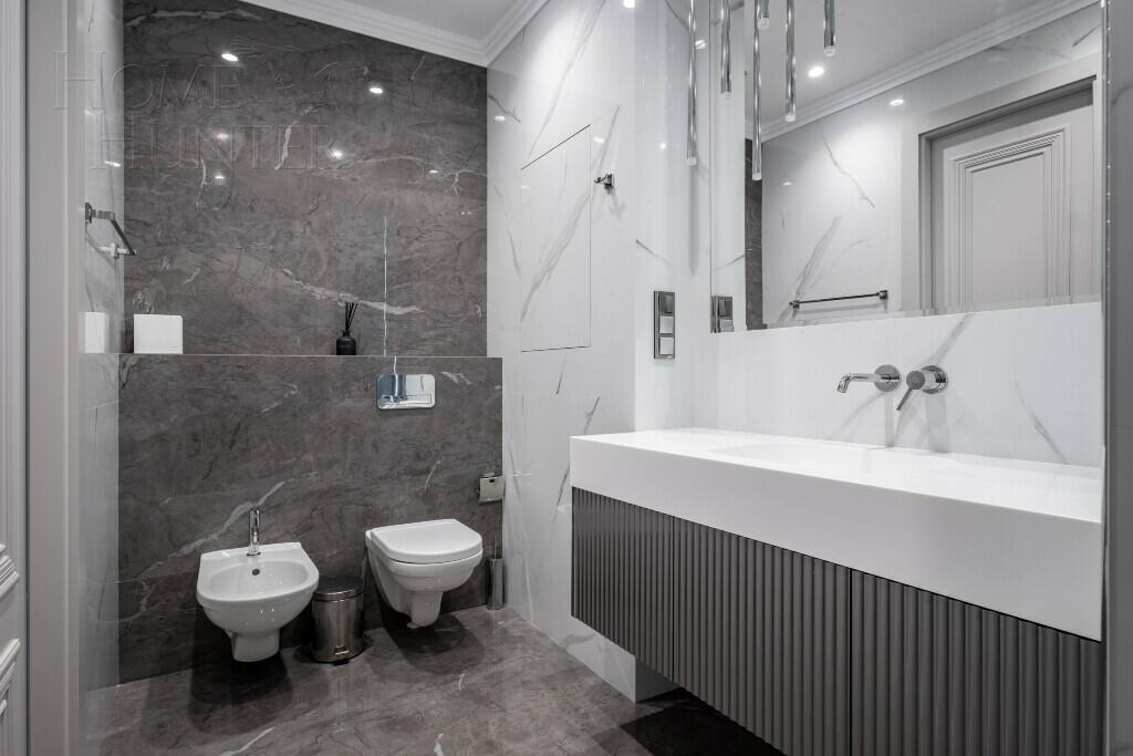4-КОМН. КВАРТИРА С ОТДЕЛКОЙ 133.4 М² НА 5 ЭТАЖЕ