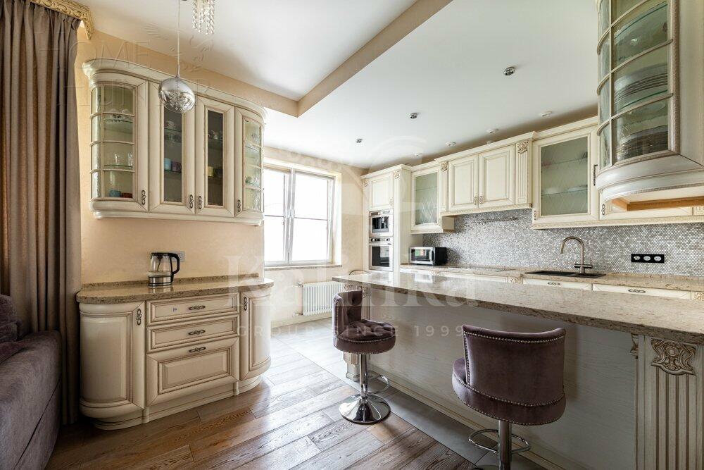 5-КОМН. КВАРТИРА С ОТДЕЛКОЙ 168.6 М² НА 7 ЭТАЖЕ