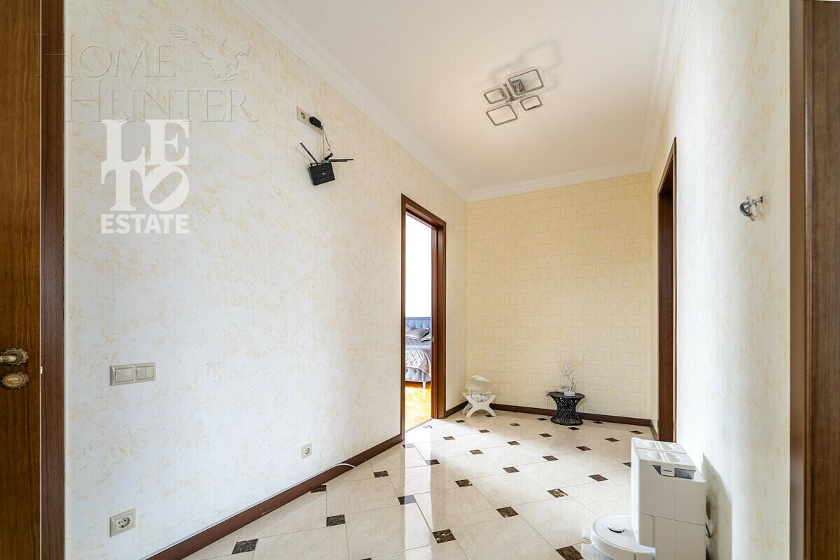 2-этажный коттедж 475 м² с отделкой