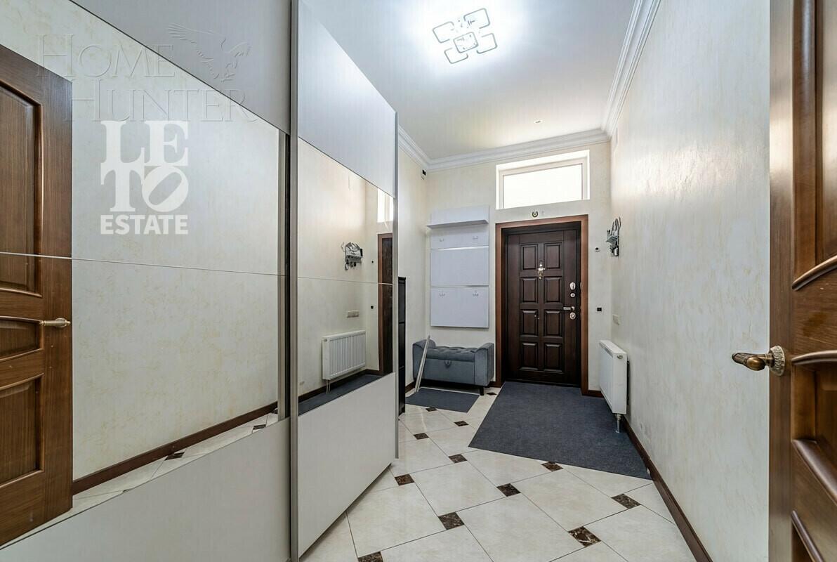 2-этажный коттедж 475 м² с отделкой