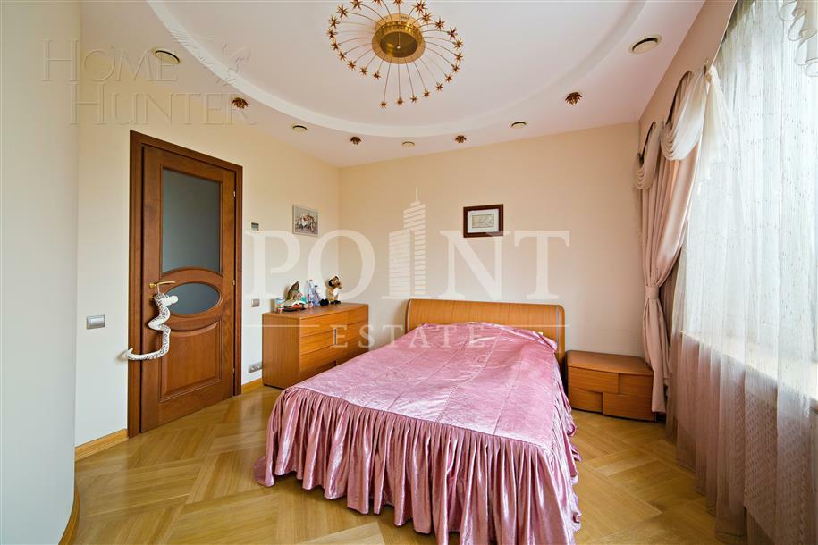 2-этажный таунхаус 340 м² с отделкой