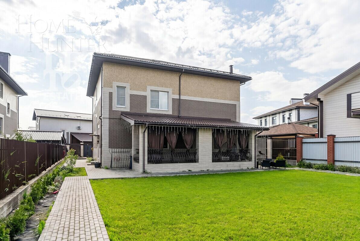 2-этажный коттедж 475 м² с отделкой