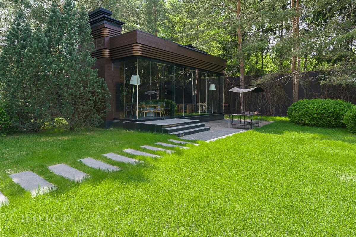 1-этажный коттедж 490 м² с отделкой