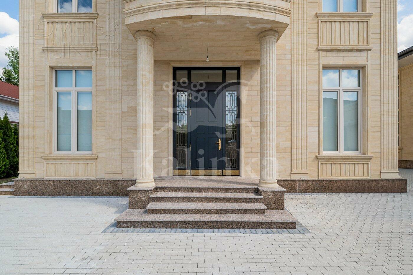 2-этажный коттедж 876 м² с отделкой