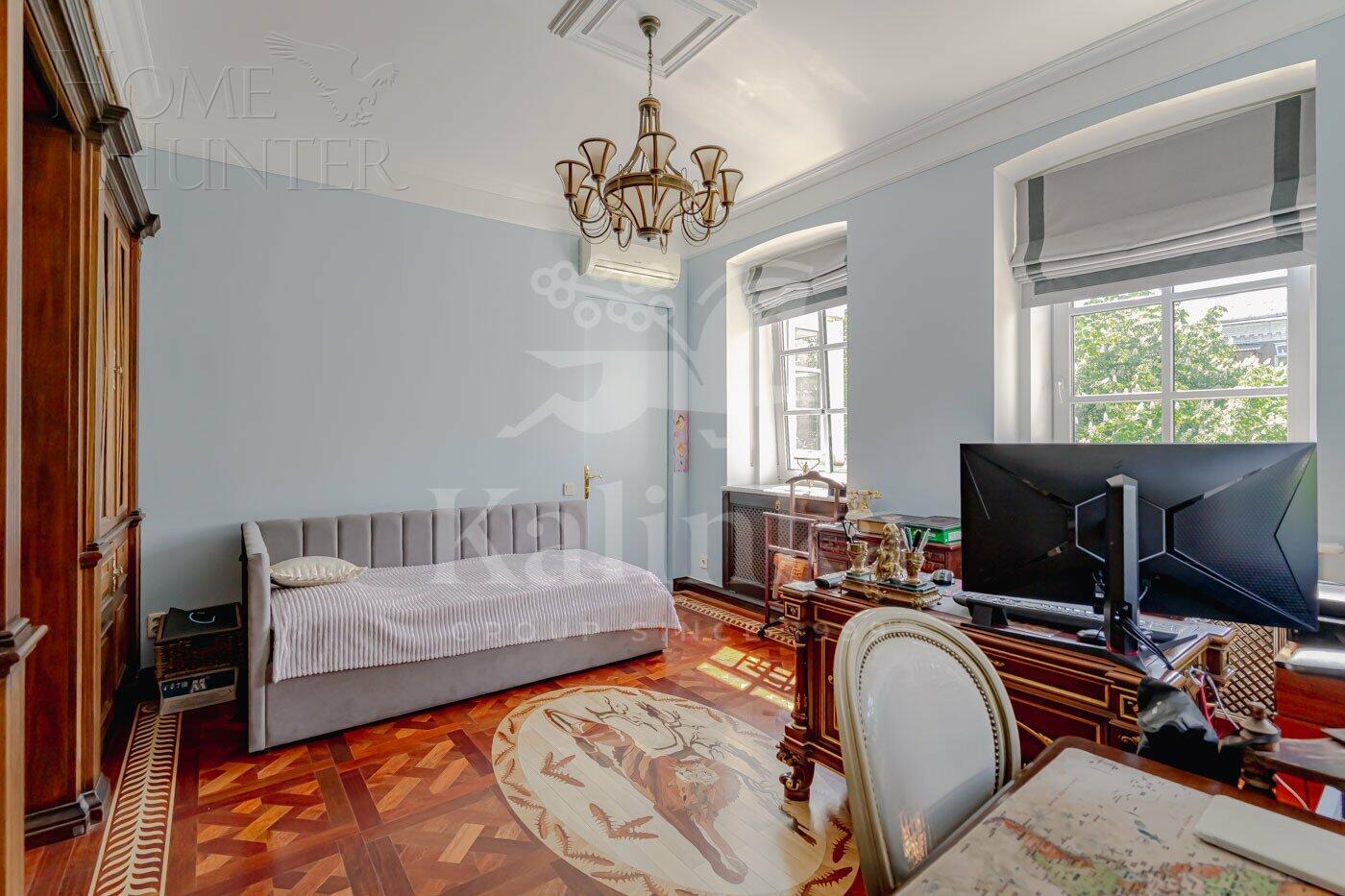 5-КОМН. КВАРТИРА С ОТДЕЛКОЙ 126 М² НА 4 ЭТАЖЕ