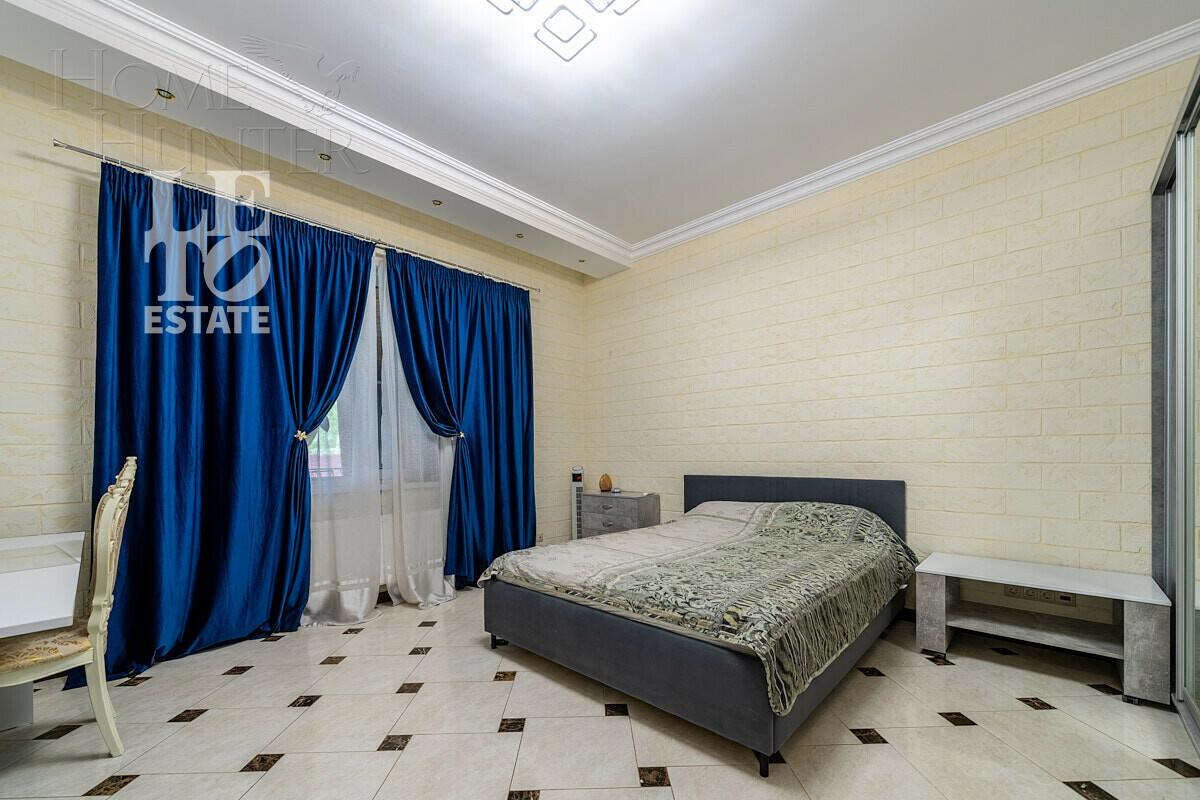 2-этажный коттедж 475 м² с отделкой