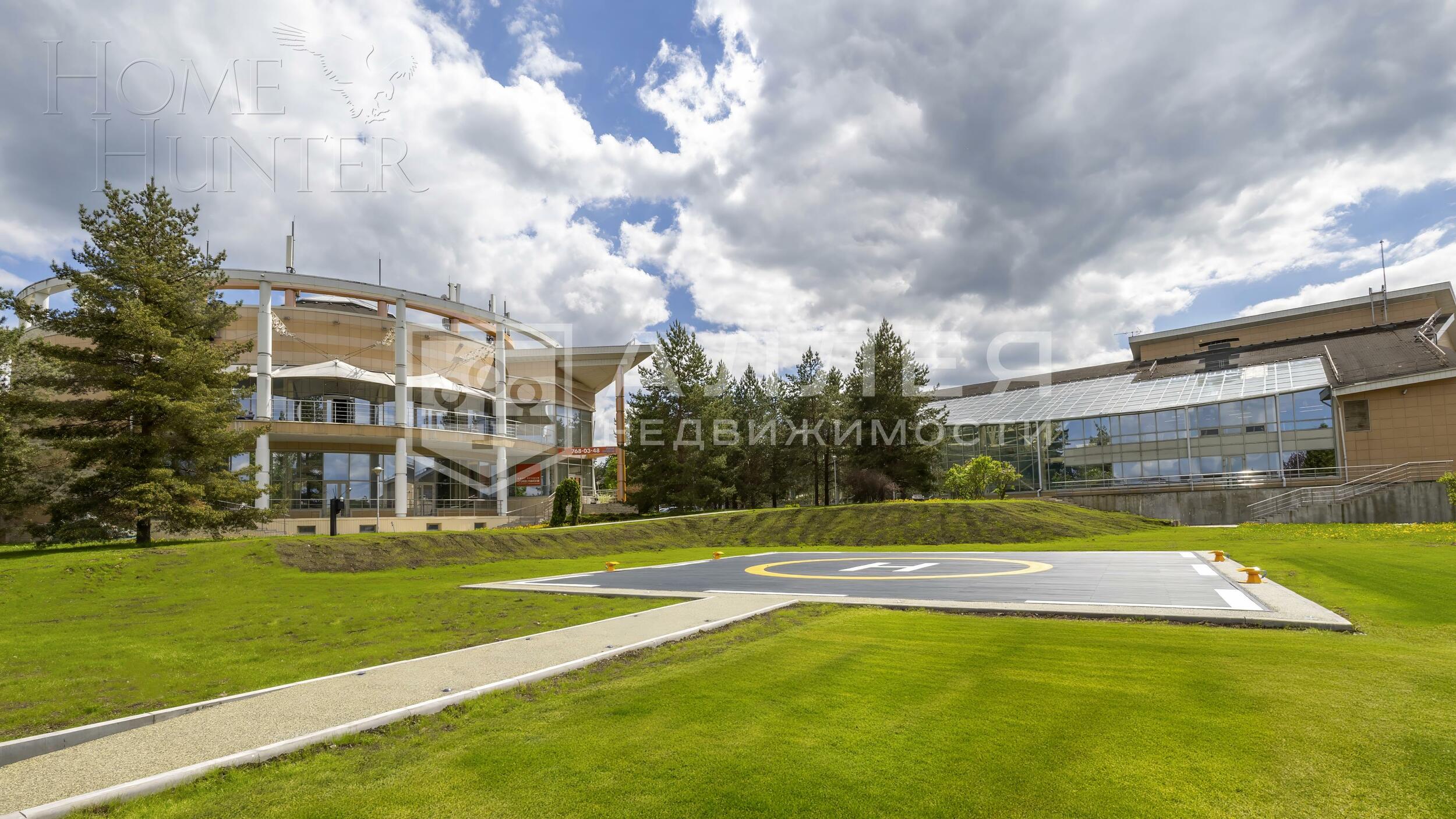 3-этажный коттедж 900 м² с отделкой