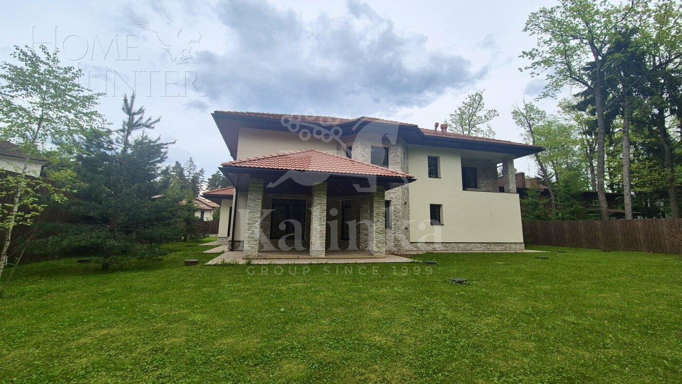 2-этажный коттедж 430 м² без отделки