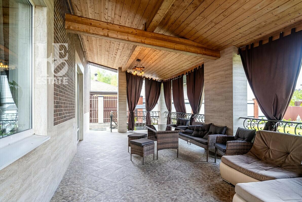 2-этажный коттедж 475 м² с отделкой