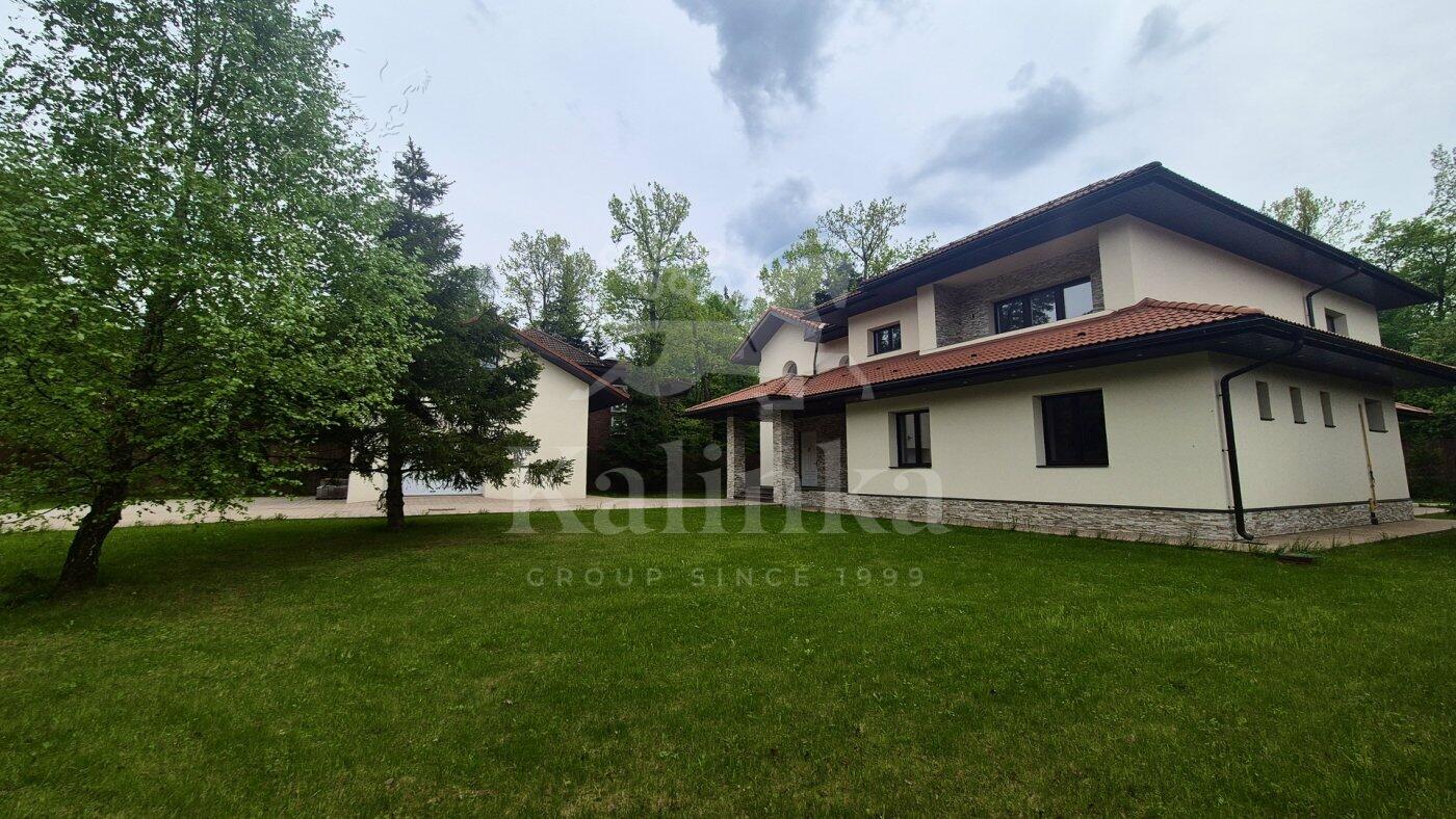 2-этажный коттедж 430 м² без отделки