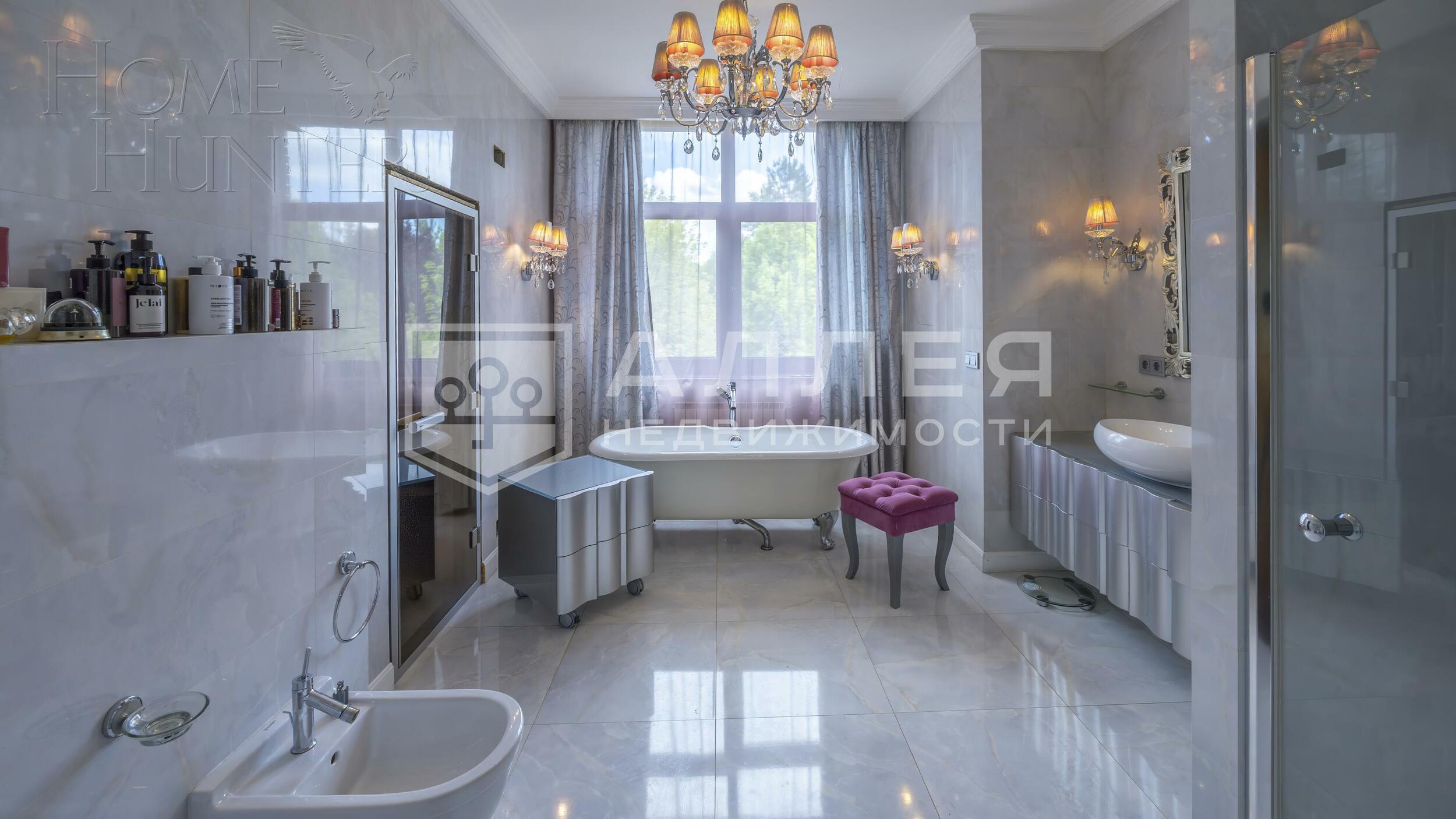 3-этажный коттедж 900 м² с отделкой