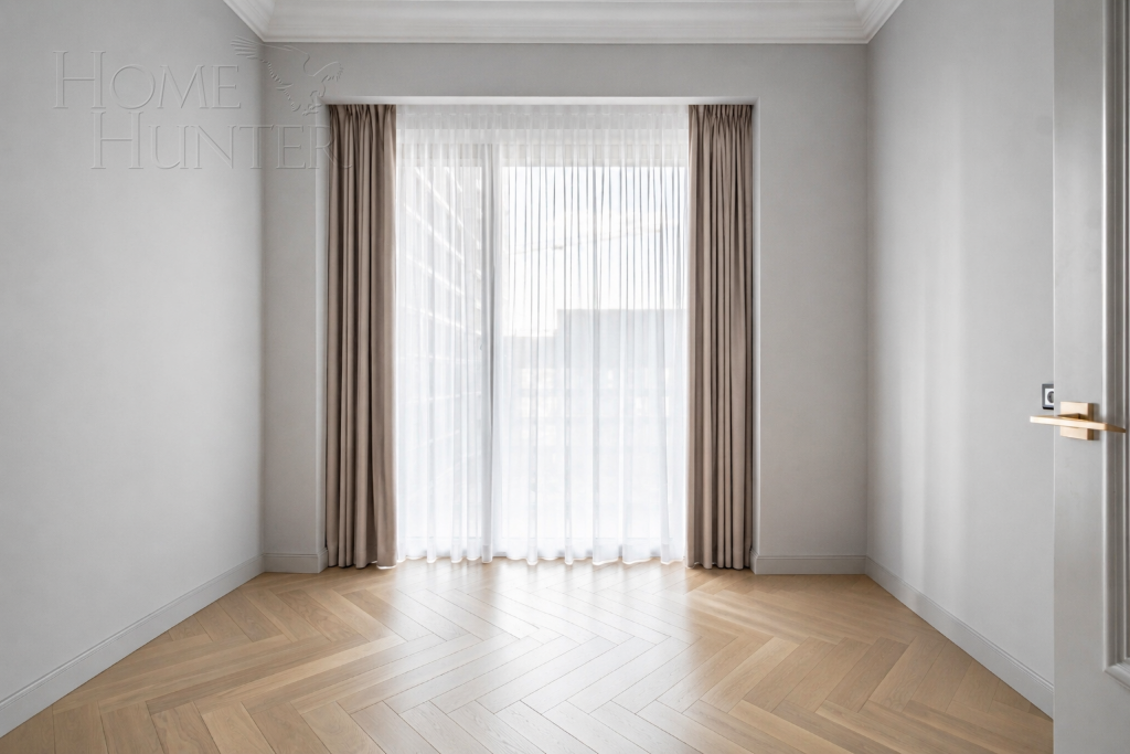 4-КОМН. КВАРТИРА С ОТДЕЛКОЙ 133.4 М² НА 5 ЭТАЖЕ