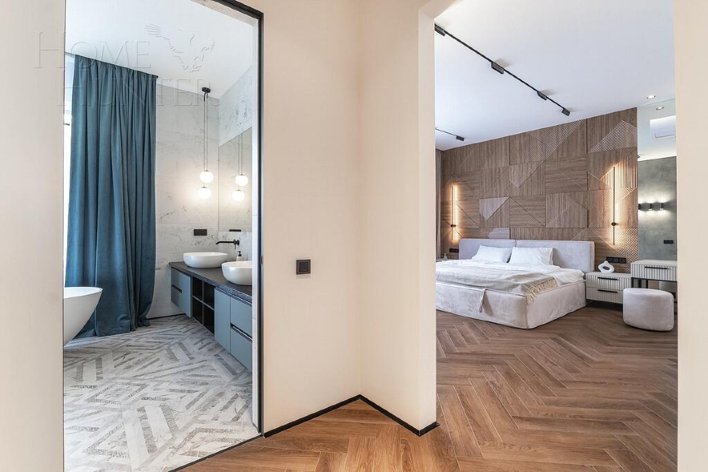 2-этажный коттедж 300 м² с отделкой