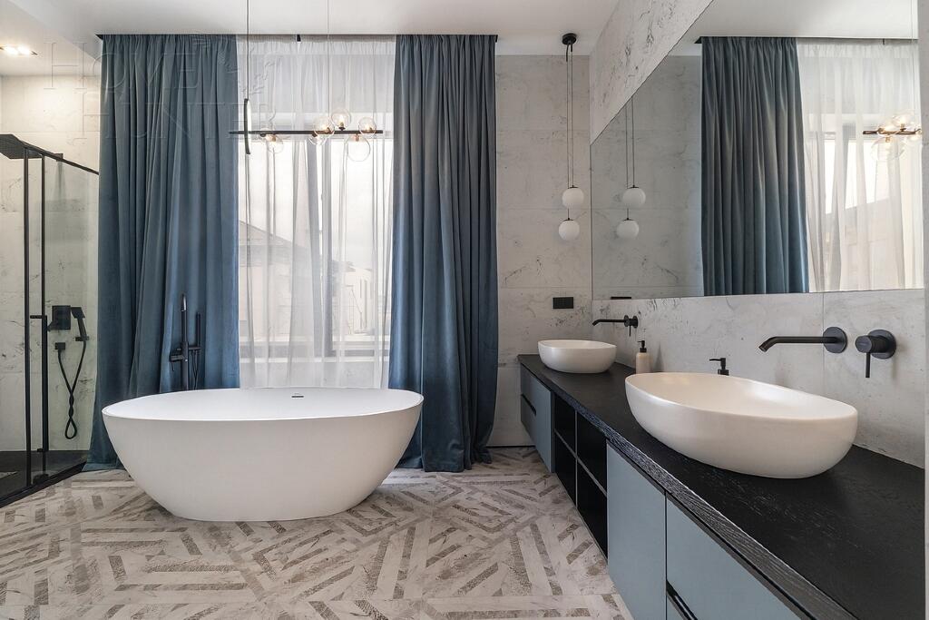 2-этажный коттедж 300 м² с отделкой