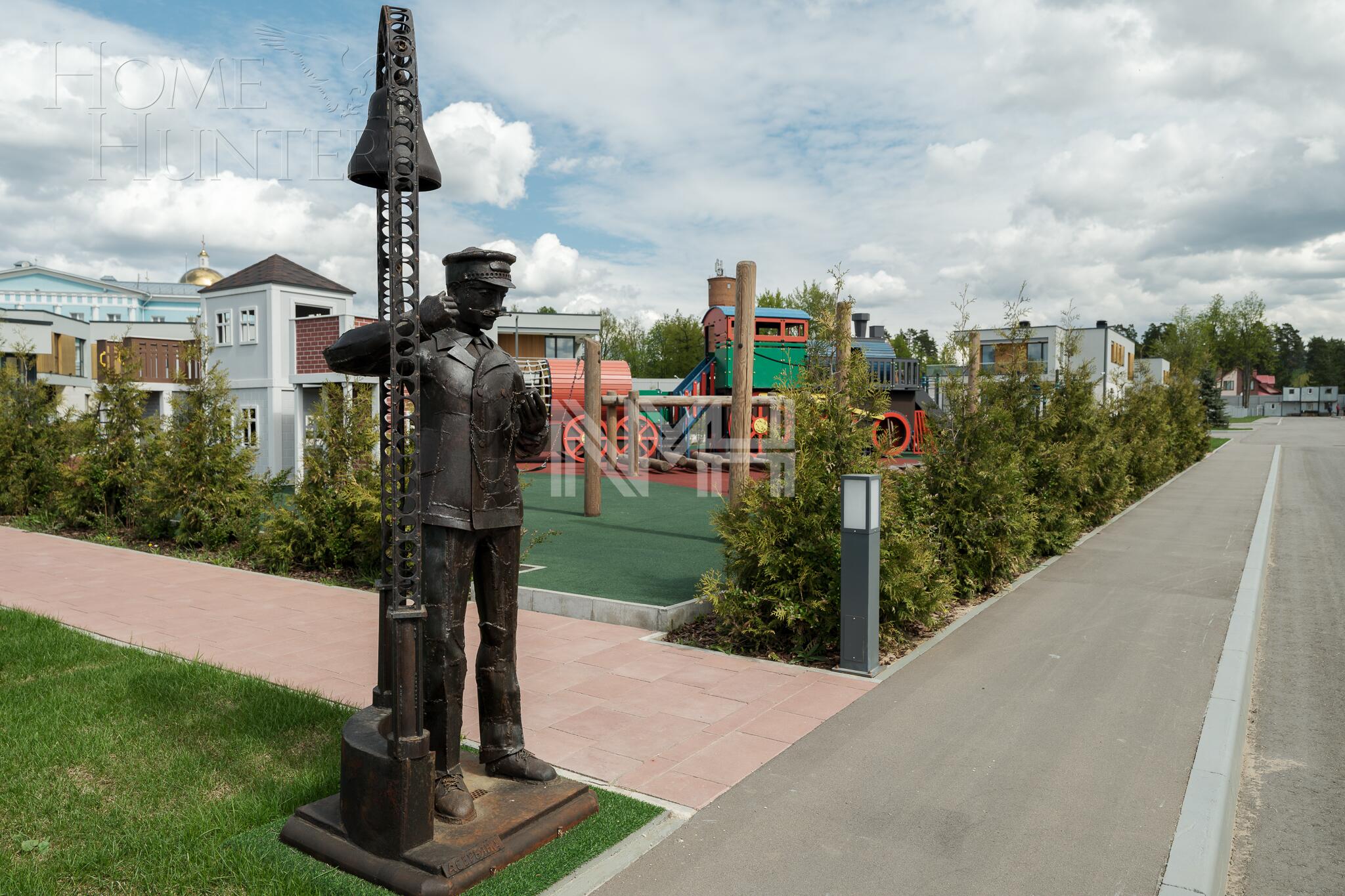2-этажный коттедж 363.2 м² без отделки