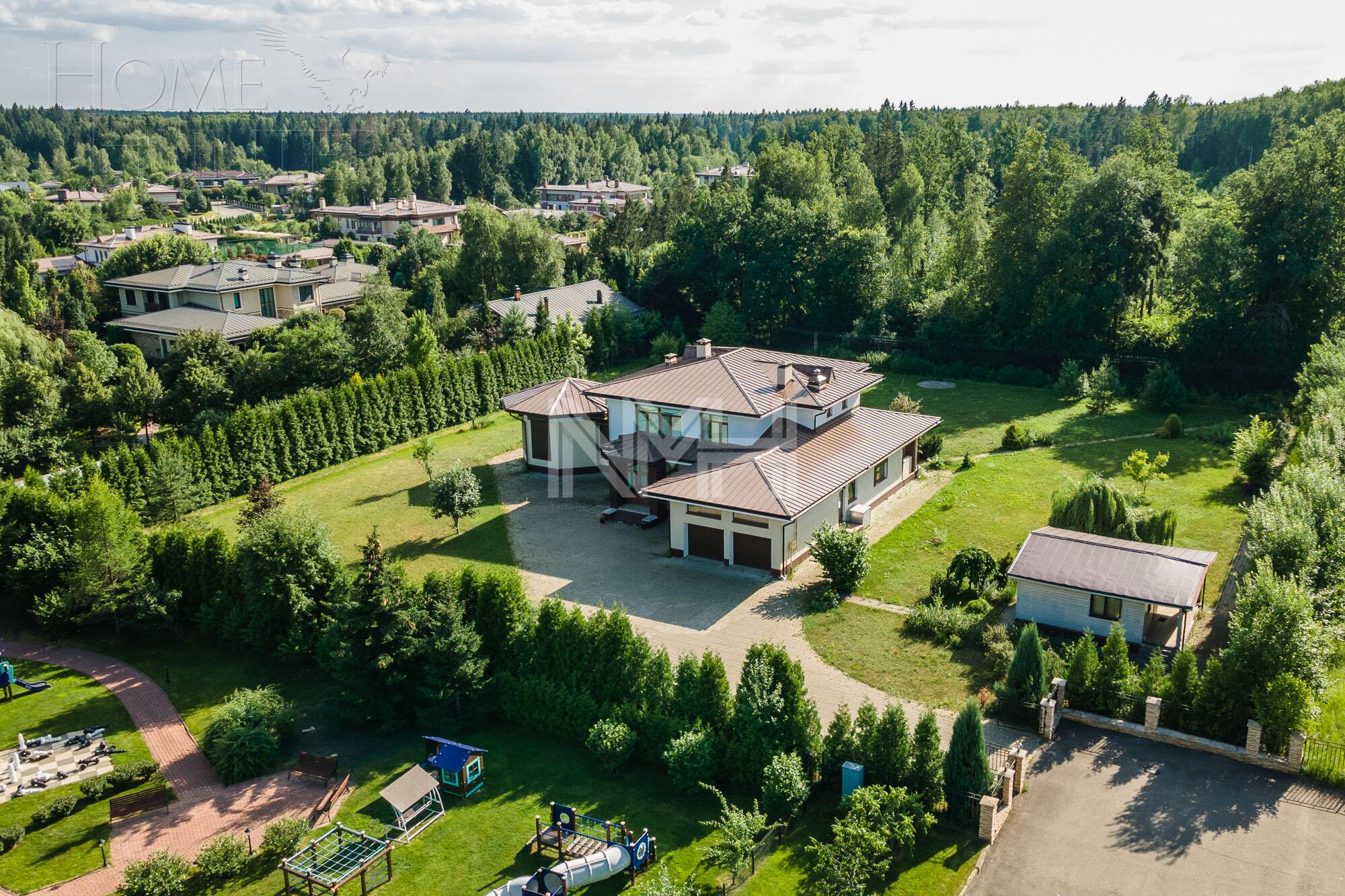 2-этажный коттедж 442 м² с отделкой