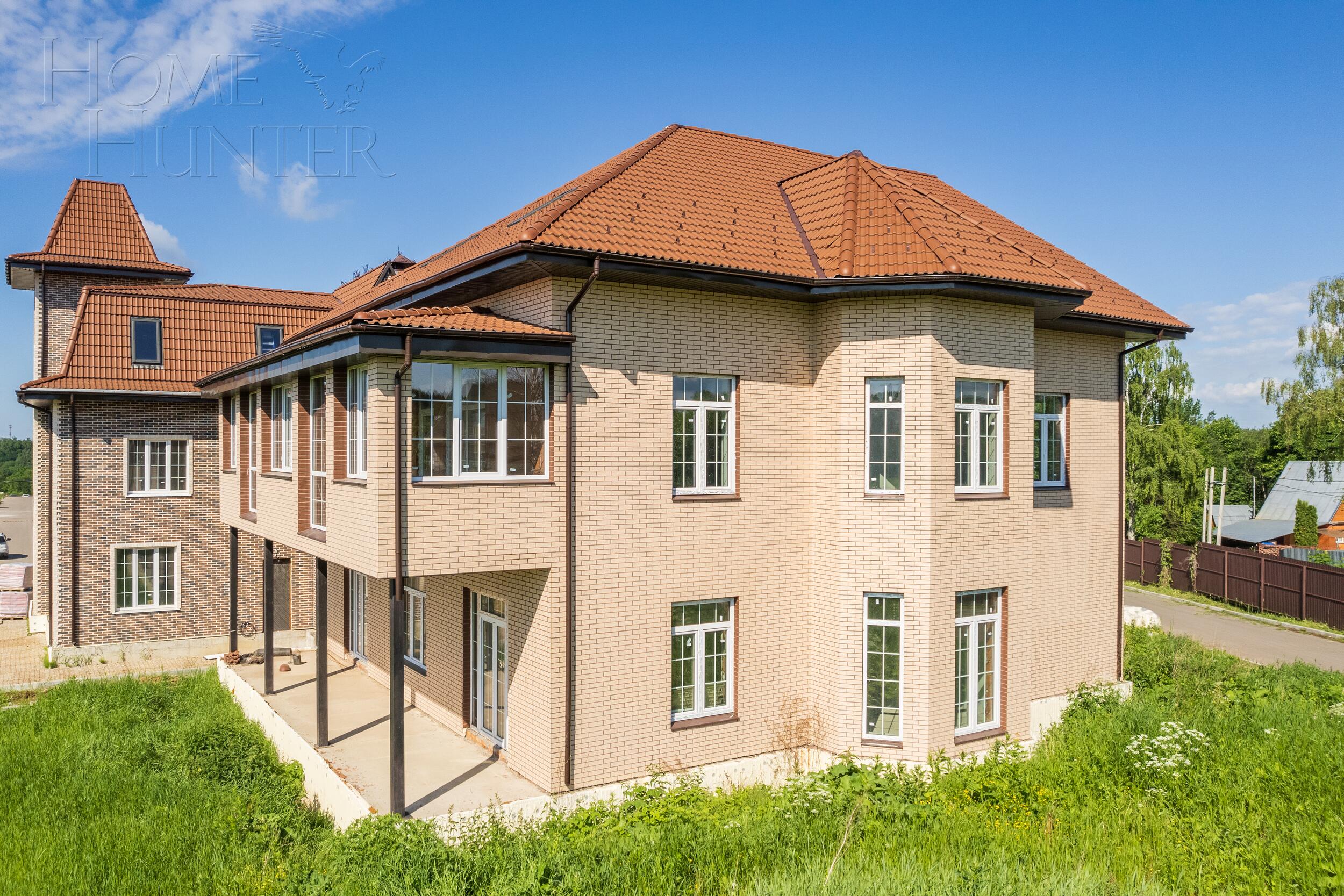 2-этажный коттедж 500 м² без отделки