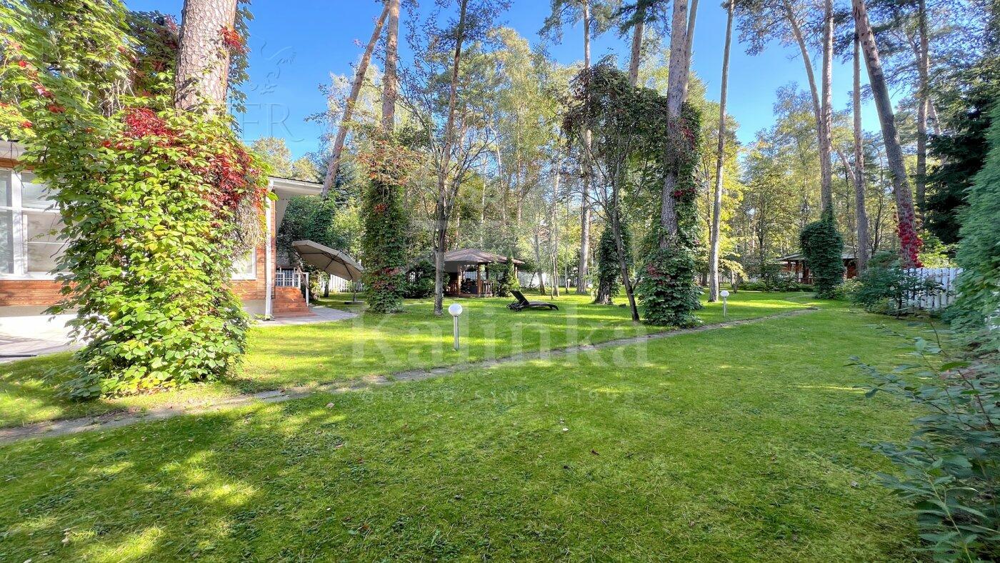 2-этажный коттедж 550 м² с отделкой
