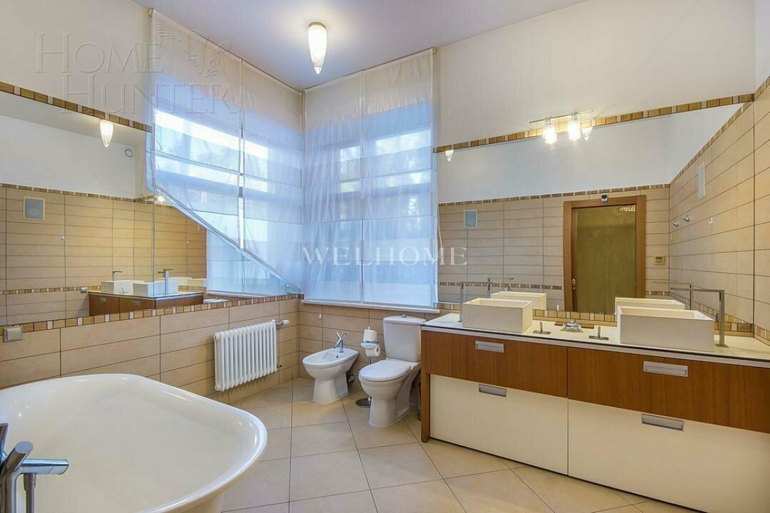 2-этажный коттедж 850 м² с отделкой