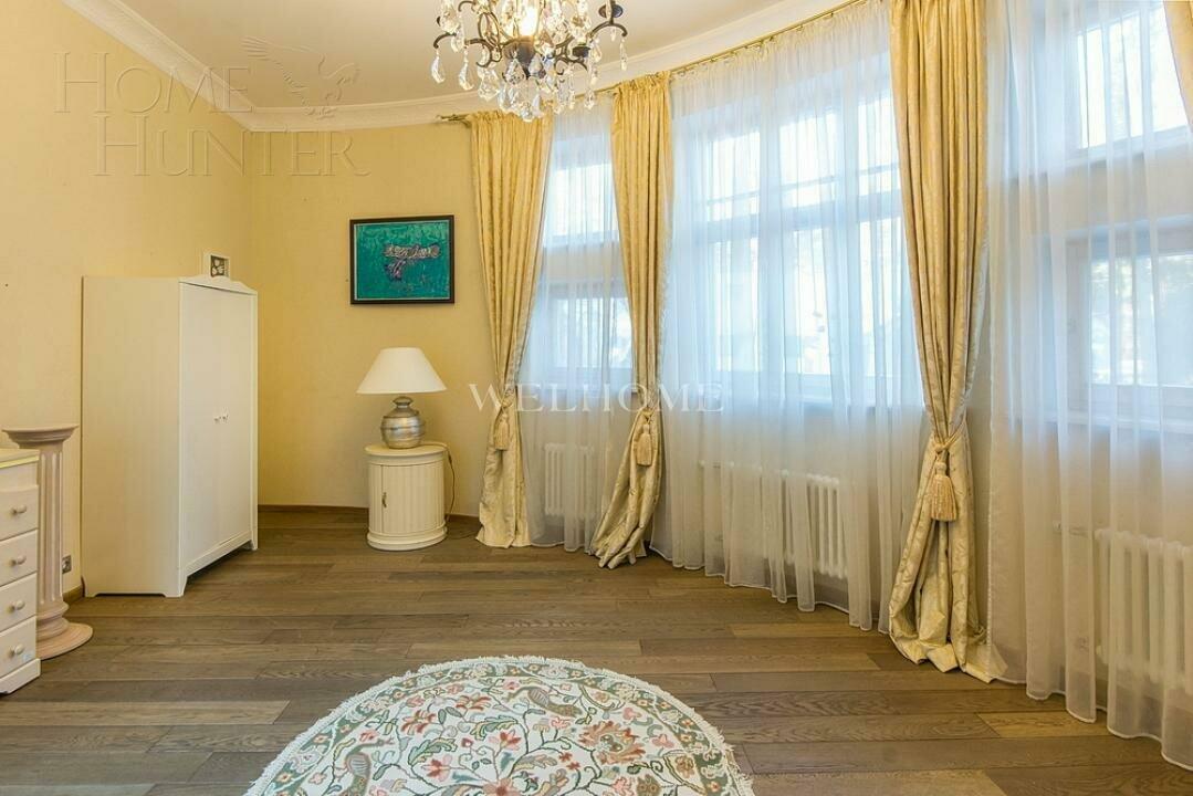 2-этажный коттедж 850 м² с отделкой