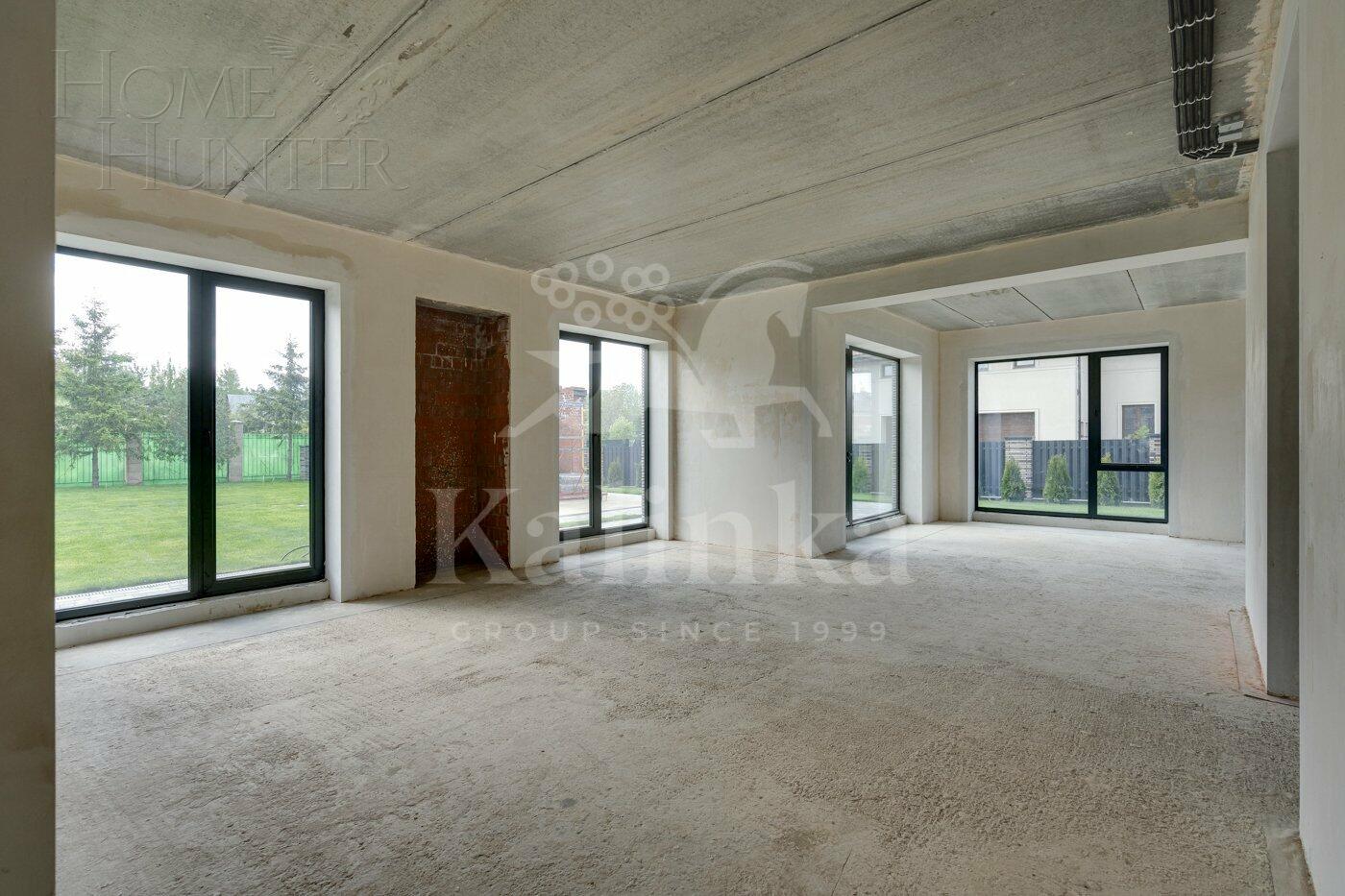 2-этажный коттедж 520.5 м² без отделки