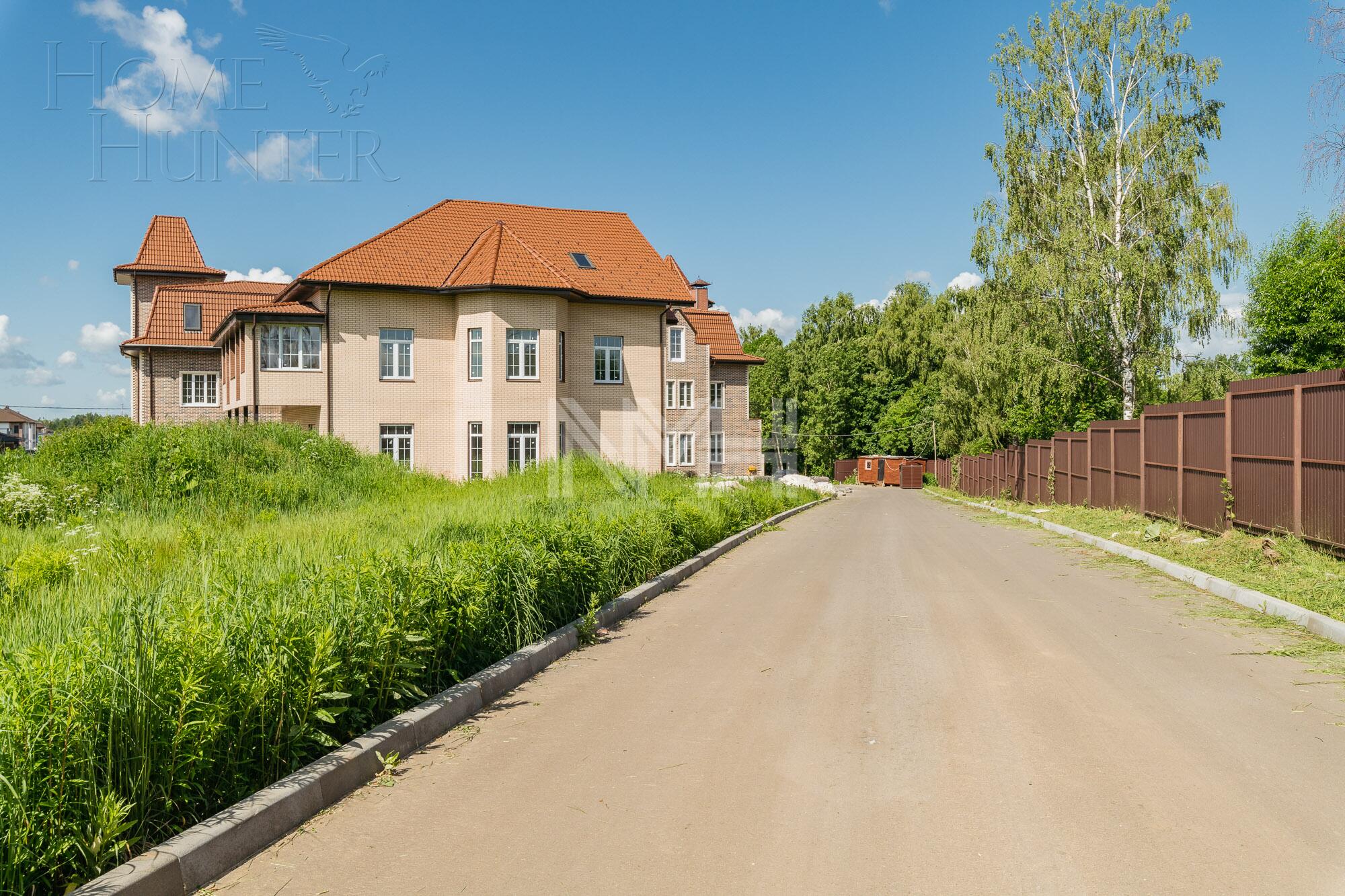 2-этажный коттедж 500 м² без отделки