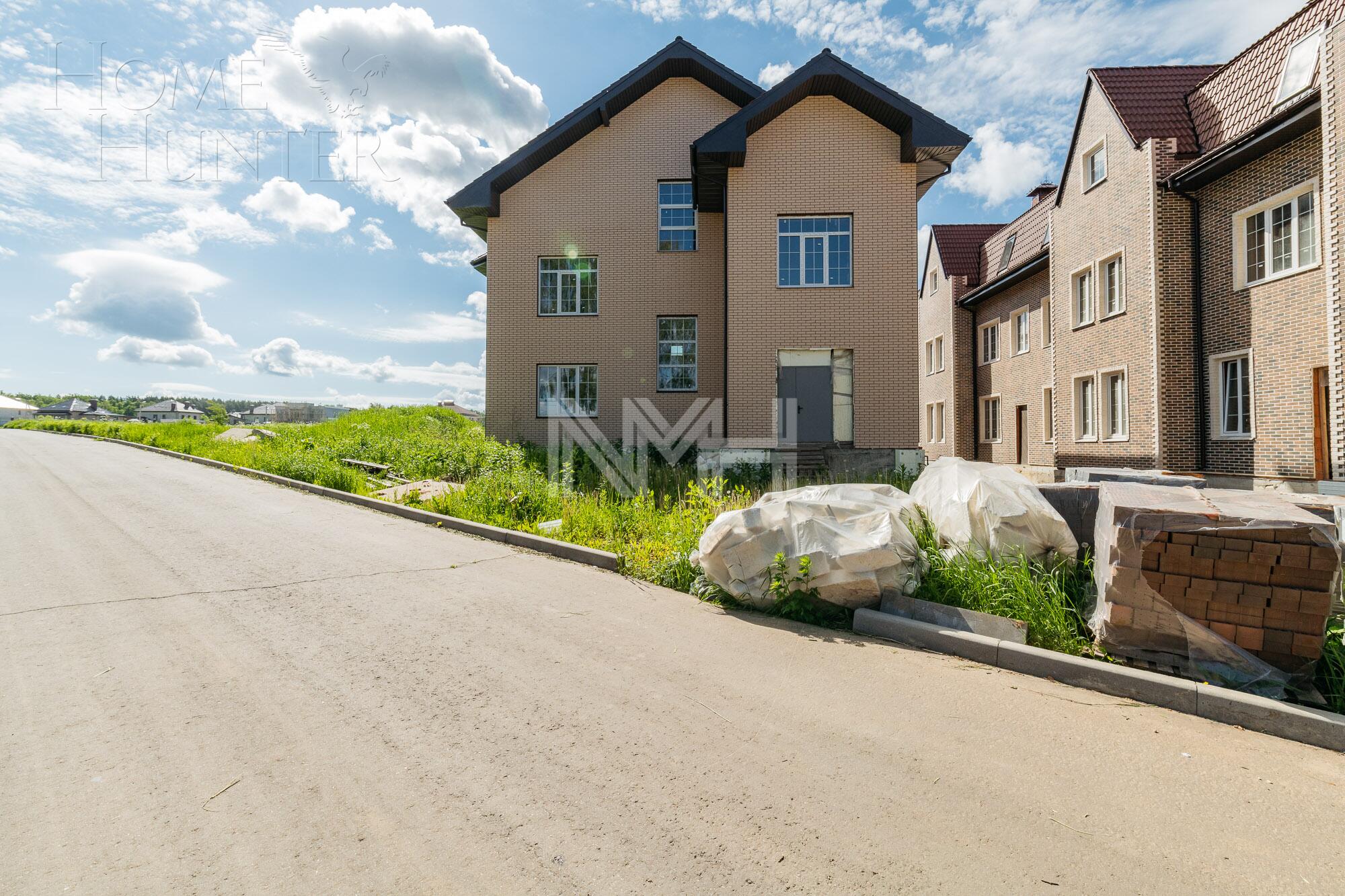 2-этажный коттедж 500 м² без отделки
