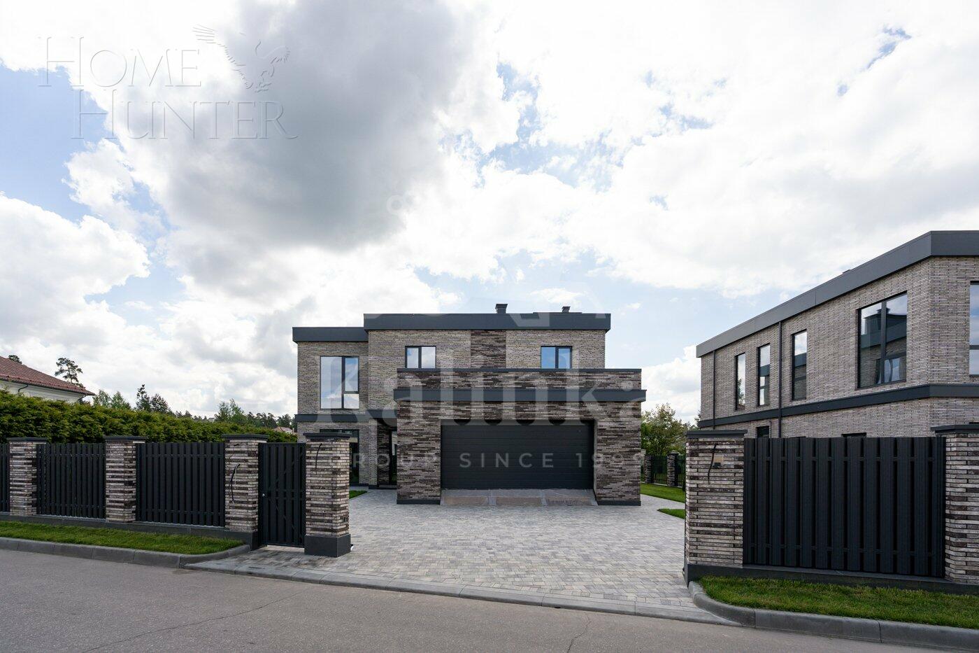 2-этажный коттедж 358.1 м² без отделки