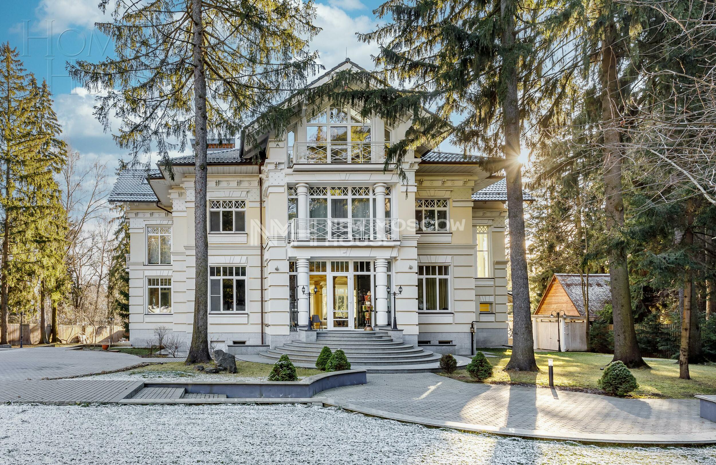 3-этажный коттедж 1 172 м² с отделкой