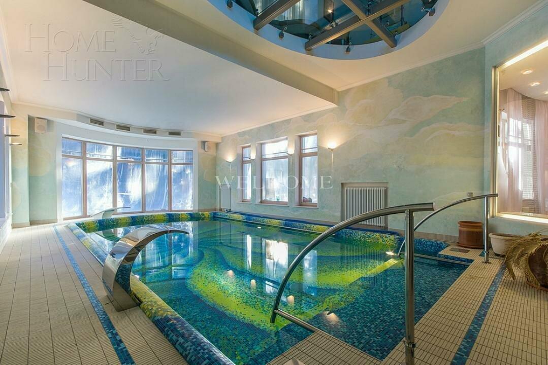 2-этажный коттедж 850 м² с отделкой