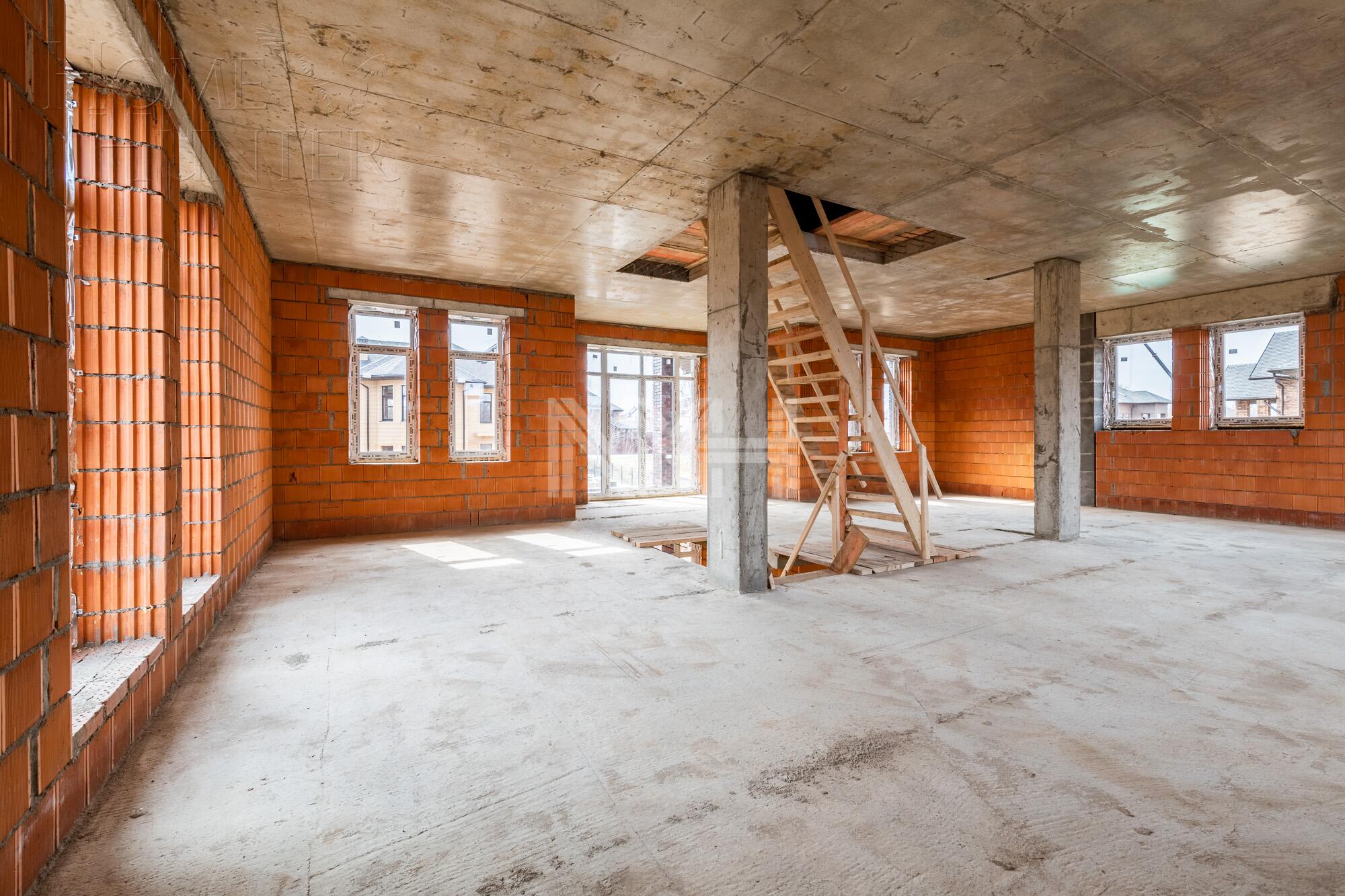 2-этажный коттедж 495 м² без отделки