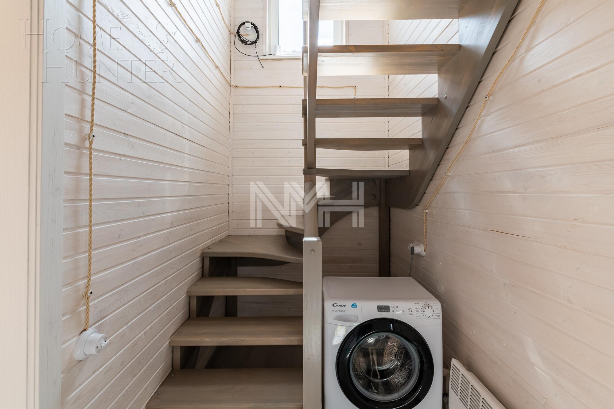 3-этажный коттедж 630 м² с отделкой