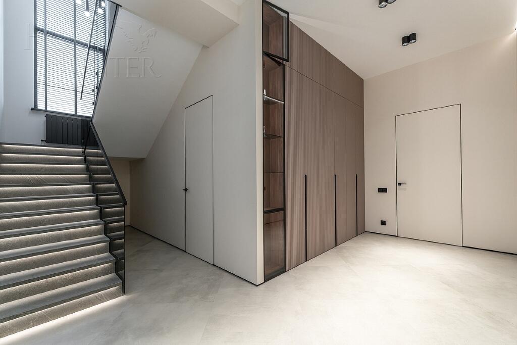 2-этажный коттедж 300 м² с отделкой