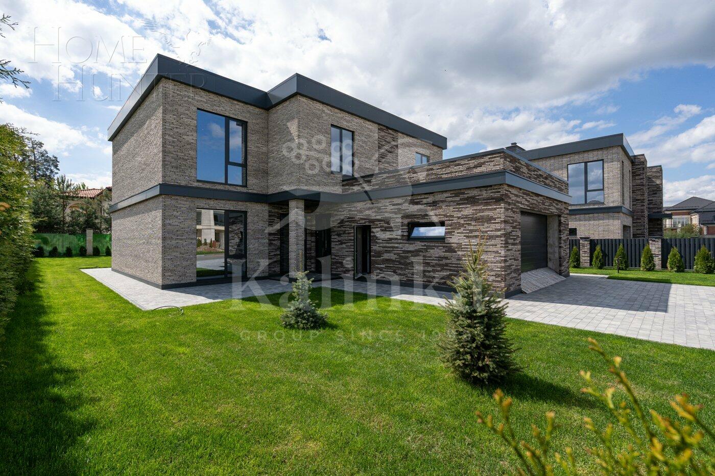 2-этажный коттедж 358.1 м² без отделки