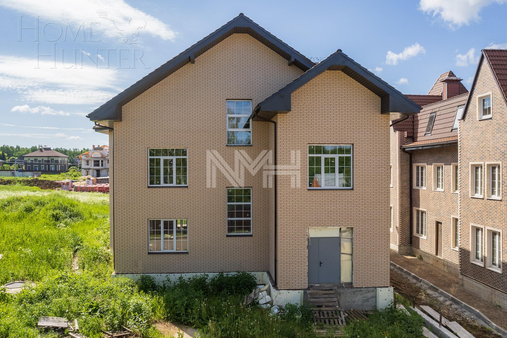 2-этажный коттедж 500 м² без отделки