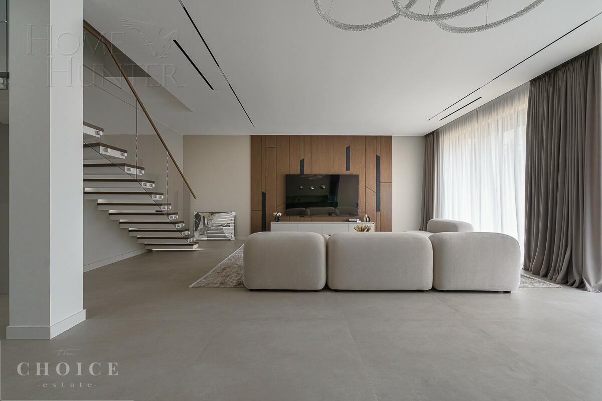 2-этажный коттедж 349.7 м² с отделкой