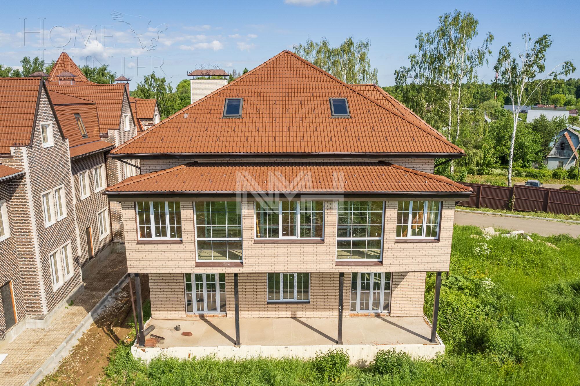 2-этажный коттедж 500 м² без отделки