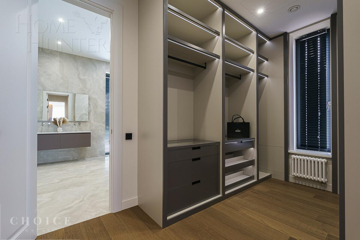 2-этажный коттедж 349.7 м² с отделкой
