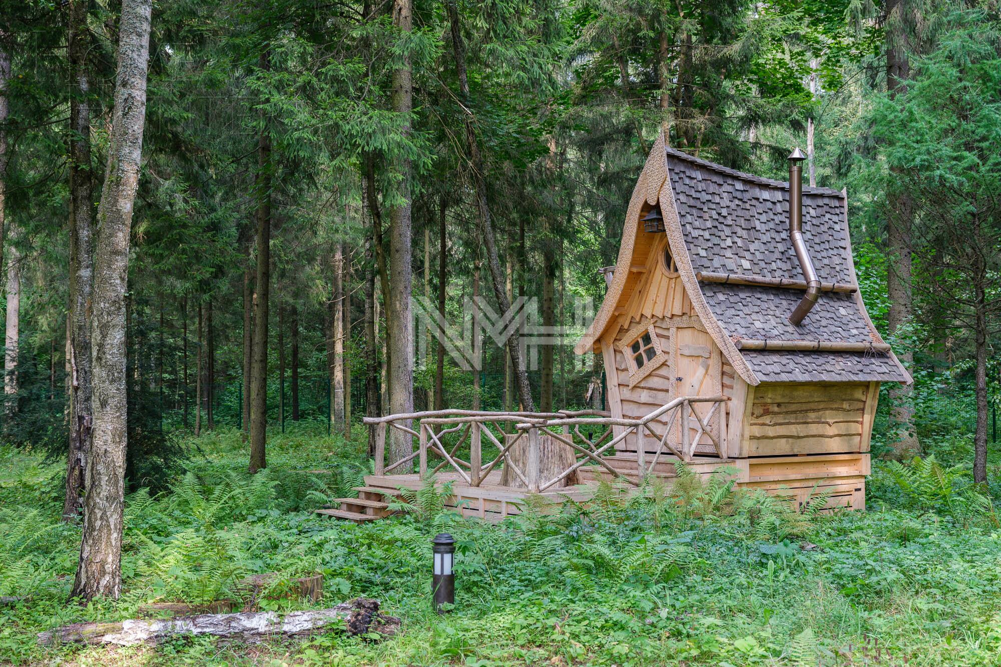 2-этажный коттедж 2 327 м² без отделки