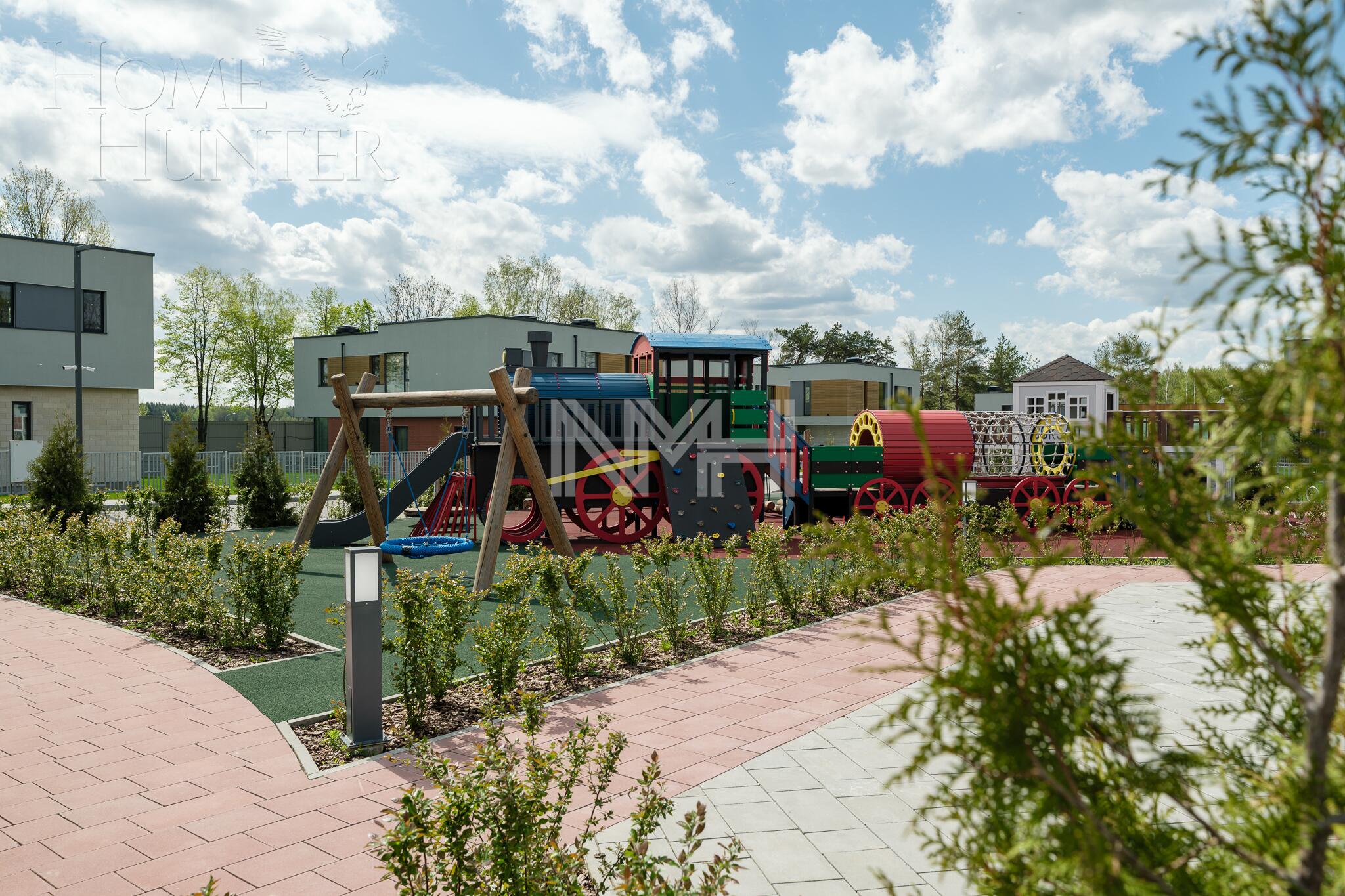 2-этажный коттедж 363.2 м² без отделки