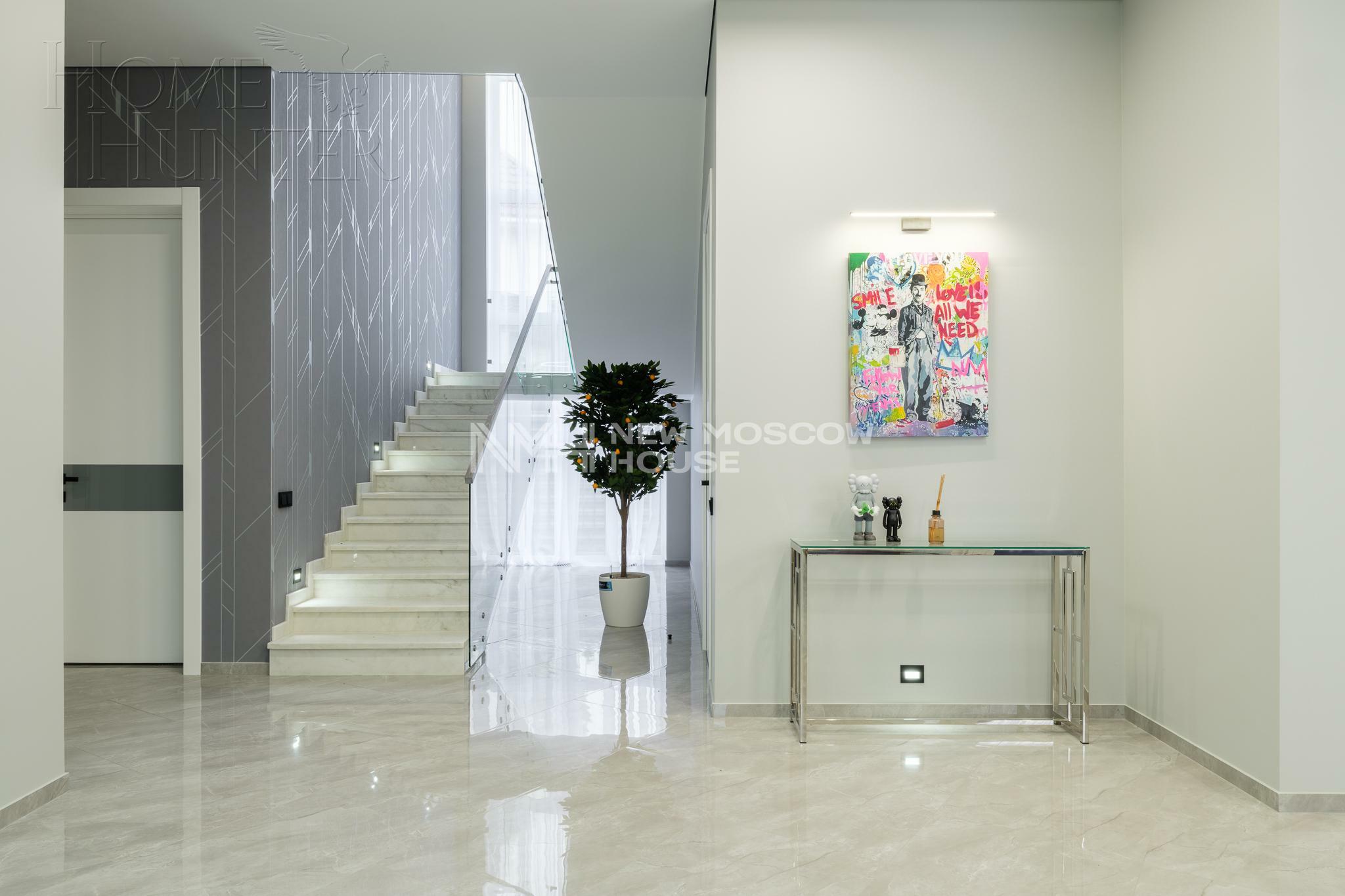2-этажный коттедж 440 м² с отделкой