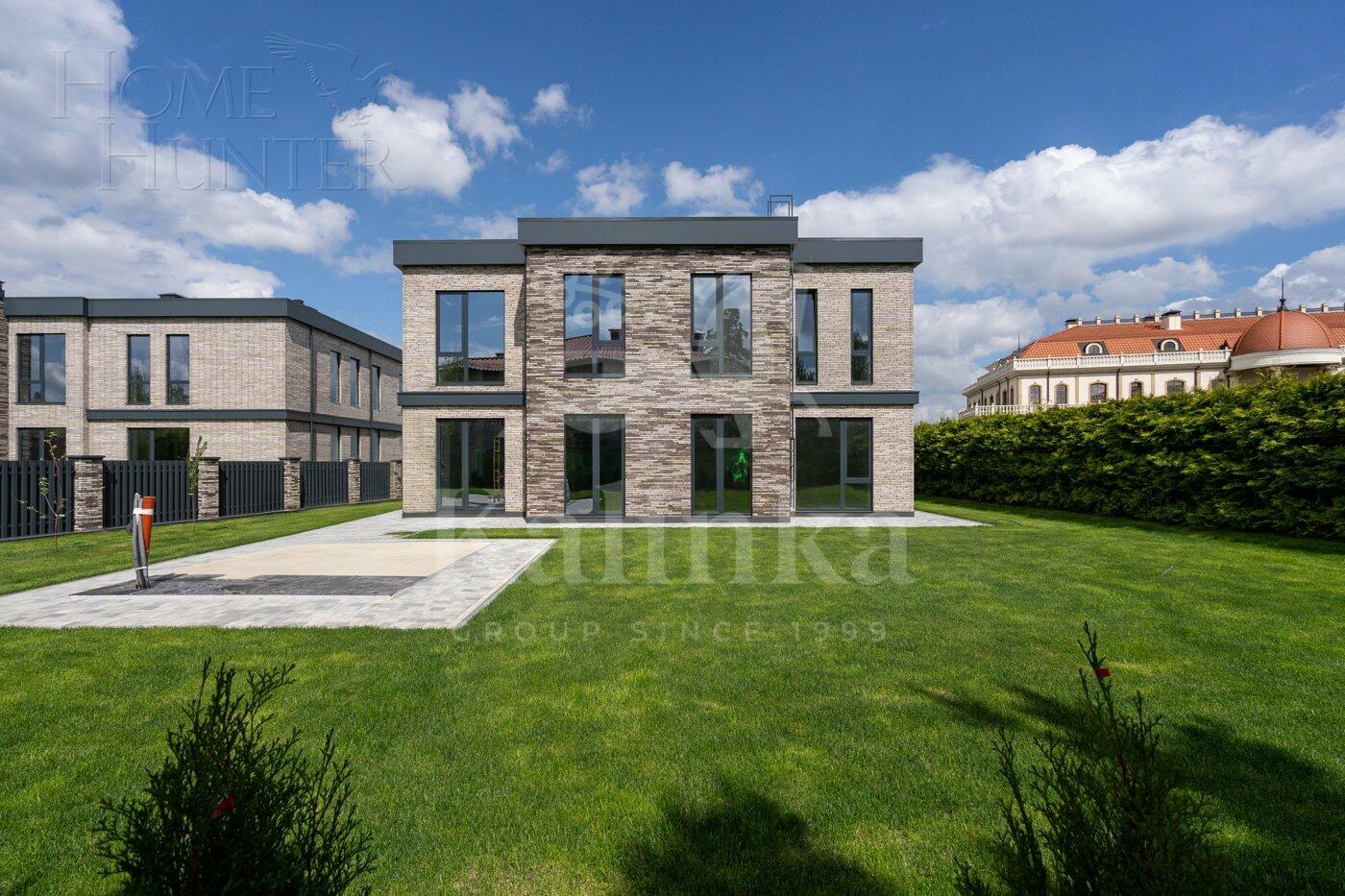 2-этажный коттедж 358.1 м² без отделки